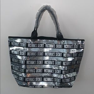 SPARKLY VICTORIA’S SECRET BAG WITH CLUTCH